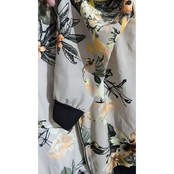 West Kei Gray Floral Jacket Women's Size Small - Picture 4 of 7